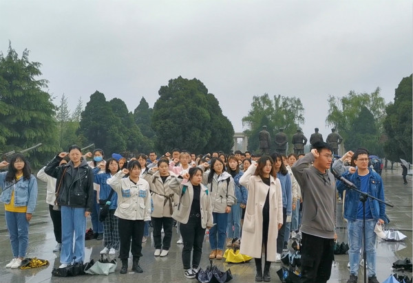 20db024fc9324e0f9d72f7c22b84293e.jpg 2_meitu_1.jpg