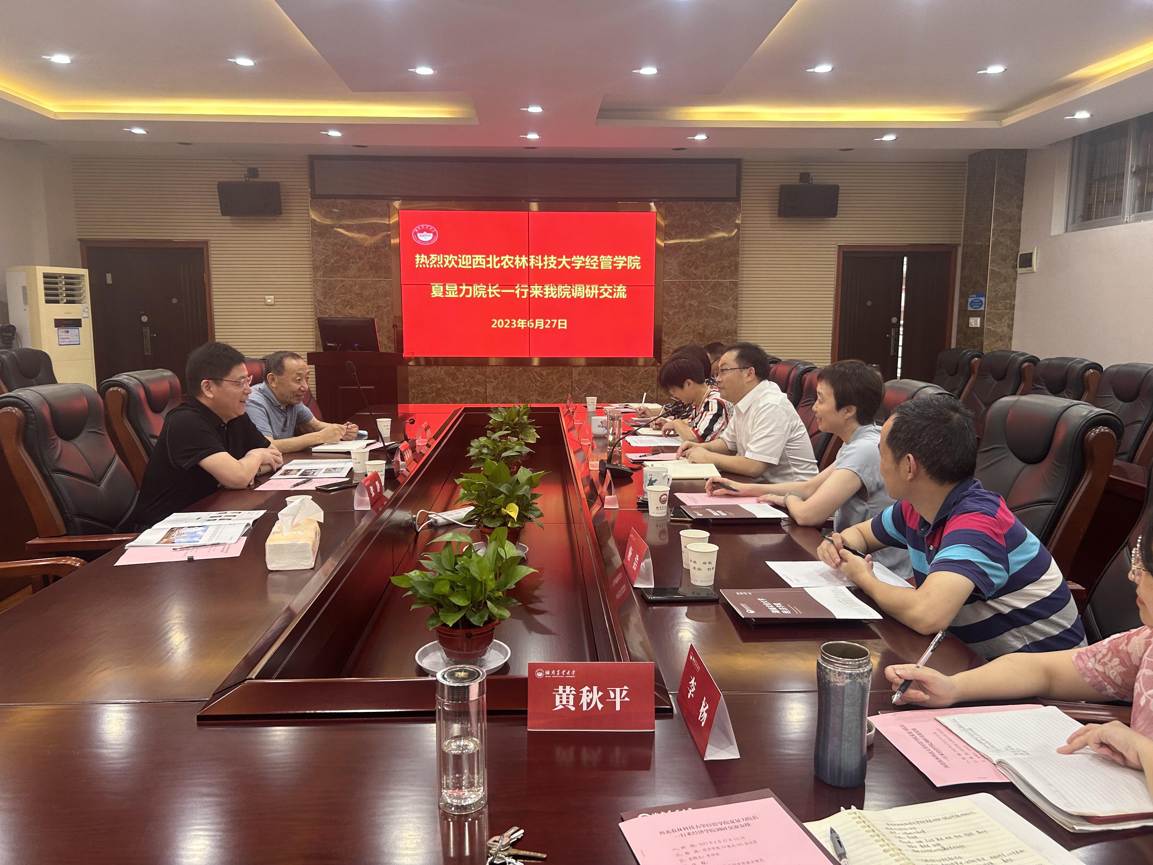 f28601557a3746d38e7e679f7d53d4a0.jpg f28601557a3746d38e7e679f7d53d4a0.jpg